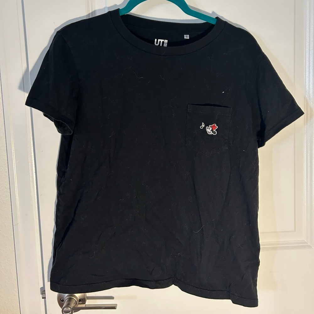 Uniqlo black Minnie Mouse tee size medium